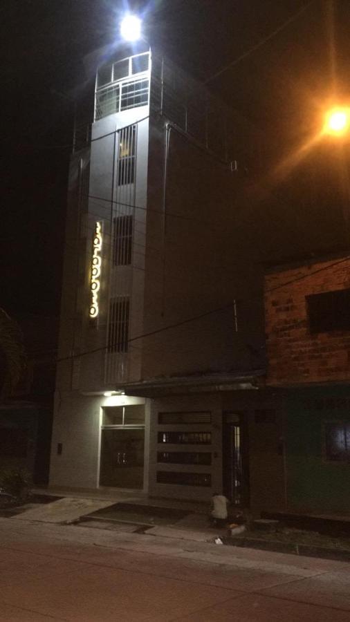 Отель Tarapoto Hostal *** Икитос Экстерьер фото